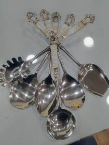 Ensemble de couverts écologiques de designer, vaisselle finition argentée pour les fêtes, les événements à domicile, l'utilisation dans les hôtels et les stations balnéaires, fabriqué à la main en Inde - Product Image 6