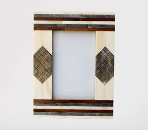 Cadre photo en incrustation d'os de corne fait à la main éthique pour décor de table support d'affichage d'image à motif de diamant rayé Unique - Product Image 1