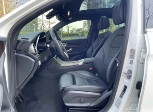 VUS 5 places <span class=keywords><strong>Mercedes</strong></span>-Benz <span class=keywords><strong>GLC</strong></span> 2020 d'<span class=keywords><strong>occasion</strong></span>, 20,000km, bon état, voitures à carburant <span class=keywords><strong>Mercedes</strong></span>-Benz d'<span class=keywords><strong>occasion</strong></span>, Offre Spéciale à bas <span class=keywords><strong>prix</strong></span> - Product Image 5
