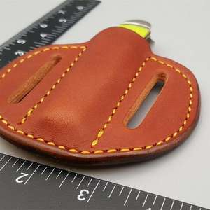 Ceci est une étui à couteau en cuir fait main. Ceci est une étui de poche en cuir tanné végétal fait main. - Product Image 3