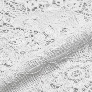 ผ้าปักลายเป็นมิตรต่อสิ่งแวดล้อมวัสดุโพลีเอสเตอร์เนื้อนุ่มดีไซน์ลายดอกไม้ละเอียดอ่อนสำหรับชุดเจ้าสาวงานหัตถกรรมการตัดเย็บสิ่งทอ - Product Image 5