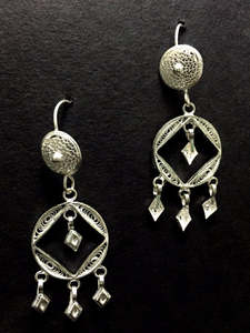 ต่างหูเกรดดีคุณภาพสูงแกว่งสง่างาม-8ส่งตรงจากผู้จำหน่ายอินเดียที่มีประกายระยิบระยับ - Product Image 3