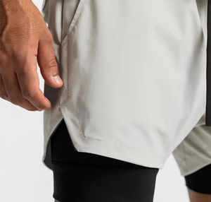 Short de sport 2-en-1 en toile respirante à séchage rapide pour hommes, sur mesure OEM, pour la course et le basket-ball en salle de sport-Style décontracté - Product Image 5