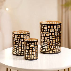 Venta al por mayor de diseño personalizado de doble tono linterna candelabros votivos de alta calidad de Metal hecho a mano de Navidad 3 tamaños decoraciones para el hogar - Product Image 6