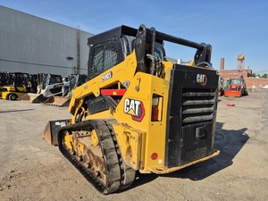 รถตักล้อยาง Cat 259D3 ชั่วโมงการใช้งานต่ำ สภาพเดิม ระบบไฮดรอลิกขับเคลื่อน 4 ล้อ รับประกัน 1 ปี - Product Image 6