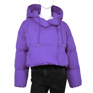 Vestes matelassées en duvet pour femmes, col montant, fermeture éclair, coupe courte, personnalisées OEM ODM, pour l'hiver - Product Image 3