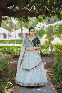 Vente chaude Readymade Designer indien Lehenga Choli avec impression numérique Dupatta avec motif écrasé - Product Image 4