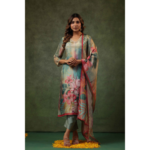 Ensemble Kurta, pantalon et dupatta pour femme Muneer Zeenat Aara, couleur sauge - Product Image 4