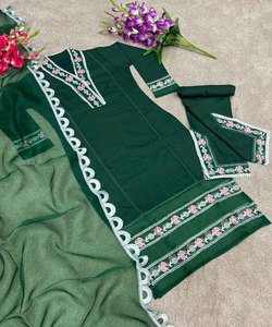 Ropa de fiesta India: Vestido Georgette de seda con bordado Chinon, trabajo de secuencia y Dupatta - Product Image 5