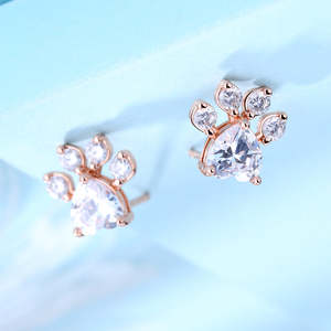 Orecchini a Forma di Zampa in Oro Rosa 14K e Argento Sterling con Cristalli Taglio Pera, Earcuff a Forma di Animale per Regalo - Product Image 5