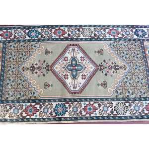 Alfombra de 2.4x5.2 pies, Alfombra Turca Vintage, Alfombra de Lana Azul y Roja Estilo Suroeste - Product Image 4