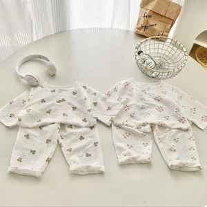 Tissu en tricot spandex 5%, t-shirt et short à manches courtes à col rond, coupe régulière pour le printemps/été/automne, pour l'extérieur - Product Image 3