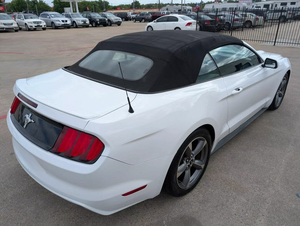 FORD MUSTANG V6 CONVERTIBLE RWD 2014 USADO, VOLANTE A LA IZQUIERDA/DERECHA - Product Image 5