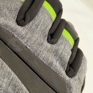 2024 hommes de haute qualité conception personnalisée en cuir hiver gants d'équitation en gros gants de moto en vente - Product Image 5