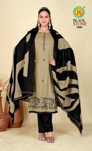 Exquisita Colección al por Mayor de Salwar Kameez Hindú-Pakistaní de Rayón Bordado de Secado Rápido y Corte Regular para Fiestas - Product Image 3