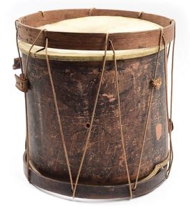 Instrument de musique à tambour classique avec design traditionnel pour les performances de scène de musique folklorique et la musique de festival communautaire - Product Image 5