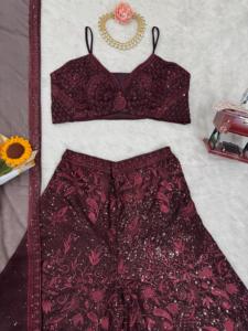 Belle fête porter haut-bas et Dupatta avec fil et travail de séquence - Product Image 3