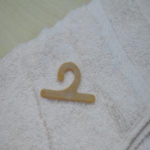 Best Selling Plastic Socks Hanger Made of Rice Resin 49mm x 30mm Recycled Socks Paper <b>Tag</b> Packaging Hanger Hook Made in Vietnam - Product Image 6