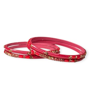 ชุดกำไลข้อมืองานแต่งงานดีไซน์เรขาคณิตสีชมพูสดใสชุบทอง ประดับมุกเทียม ราคาขายส่งสำหรับผู้หญิง - Product Image 4