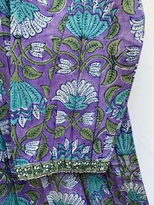 2023 colección al por mayor tie Dye caftán largo con cuello en V medias mangas tela de rayón vestido holgado con abertura lateral caftán de primavera - Product Image 5