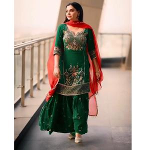 High Quality Pakistani Salwar Kameez with Heavy Embellishments and Intricate <b>Detailing</b> for Wedding Party Wear Best Prices - Product Image 4