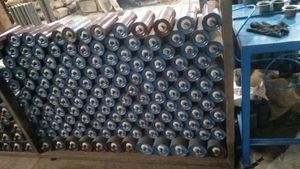 Tùy chỉnh PU/PVC cao su tráng con lăn cho băng tải thiết bị trong xử lý vật liệu - Product Image 3