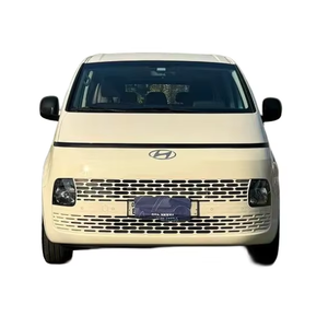 New 2025 Hyu ndai Sta ria Comfort Automatic transmission Horsepower 100 - 199 HP - Product Image 1