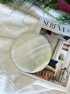 ถาดหินออนิกซ์สีขาวลายโดนัท ดีไซน์หรูหรา ถาดเสิร์ฟหินตกแต่งบ้าน ขายส่ง - Product Image 3