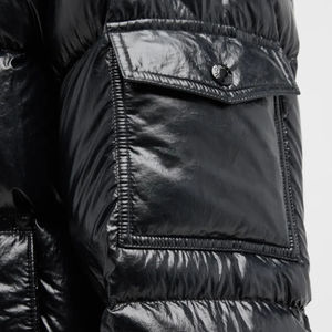 Fabricant de vestes matelassées en polyester de qualité supérieure, coupe ajustée, logo frontal, style streetwear, hiver, sur mesure, OEM - Product Image 5