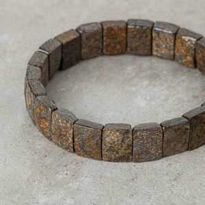 Bracelet en pierre naturelle de bronzite, coupe carrée large - Product Image 3