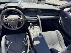 Lexus LC 500 Convertible 2022, el más vendido, motor V8 de 5.0 litros, paquete Touring, algunas modificaciones. - Product Image 2