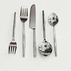 Juego de Cubiertos de Diseño Elegante con Mango, Acero Inoxidable, con Cubiertos de Alta Gama, Perfecto para Uso en Hoteles y Banquetes, Cubiertos Plateados - Product Image 4