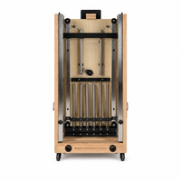 Machine de Pilates Reformer en bois de chêne avec barre de repose-pieds réglable et coussin en PU, portable pour la maison et le studio de fitness