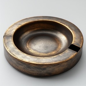 ที่เขี่ยบุหรี่โลหะทองเหลืองหรูหราพร้อมดีไซน์แกะสลักจากงานเสร็จแบบโบราณเป็นมิตรกับสิ่งแวดล้อมสำหรับการตกแต่งบ้านและสำนักงานที่หรูหรา - Product Image 3