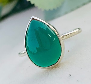 Bague en argent bohème et onyx vert naturel faite à la main diamant taille poire pièce de déclaration pour les mariages et les fêtes bagues en pierres précieuses - Product Image 3