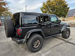 Wrangler Rubicon 392 Edición Final 2024, 4x4, Motor Hemi V8 de 470 hp, Tracción Total Permanente, Sin Modificaciones - Product Image 3