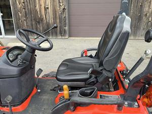 Tracteur Kubota BX2670 25cv avec tondeuse et chargeur frontal pour travaux de jardinage / Tracteur Kubota 25cv d'occasion pour travaux agricoles - Product Image 5