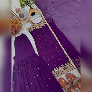 Salwar kameez en georgette de designer avec un haut et un pantalon plazzo ornés de broderies lourdes et un dupatta assorti pour les sorties décontractées, coupe moderne - Product Image 6