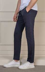 Pantalones de cintura media para jóvenes de las cuatro estaciones, pantalones casuales clásicos de Color sólido rectos ajustados de alto contenido de algodón para hombres - Product Image 2