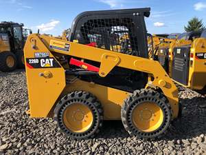 Bomba hidráulica Skid Steer Mini Loader CAT226 Rueda usada Skid Steer Loader Máquina de construcción Cargador frontal multifunción - Product Image 4