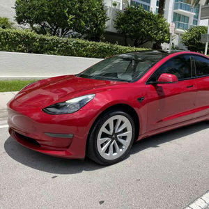 Légèrement utilisé 2022 Teesllaa Modeels 3 Loong Rangee avec de faibles kilomètres disponibles pour l'expédition - Product Image 3