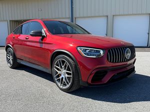 Elegante Mercedes-AMG GLC 63 S Coupé 2021 - Product Image 4