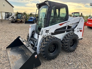 Minicargadora S550 Peso operativo 1200Kg - Product Image 3