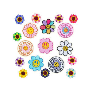 Parche tejido bordado de diseño lindo personalizado de venta directa de fábrica promocional Parches de hierro de alta calidad para ropa - Product Image 1