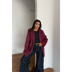 เสื้อแจ็คเก็ตลายอัลปาก้าทรงบอยเฟรนด์สำหรับผู้หญิง สีบอร์โดซ์ - Product Image 3
