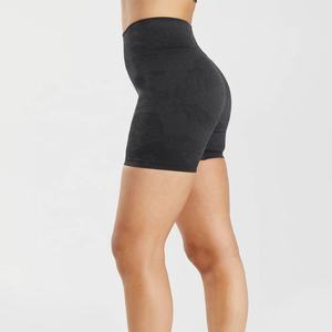 Pantalones cortos de gimnasio de compresión suave gris personalizables contorno realce de glúteos cintura alta diseño sin costuras logotipo OEM mallas de Yoga para mujer - Product Image 3