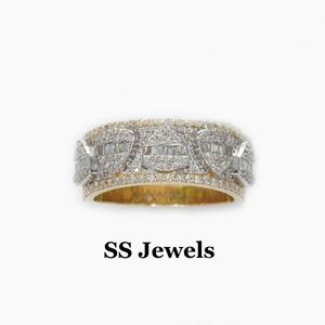 VVS Baguette Moissanite Diamant 925 Argent Bijoux Personnalisés Triangle Incrustation Bague avec Coeur Design Cadeau pour Hommes et Femmes - Product Image 1