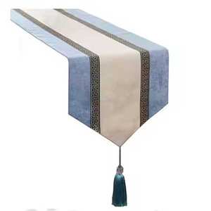 Exportador indio hermoso diseño personalizado bordado material de algodón camino de mesa de boda - Product Image 3