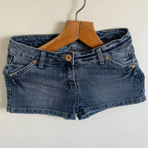 กางเกงยีนส์ขาสั้นทรงวินเทจ - Product Image 3