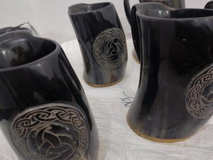 Tasse à corne africaine en céramique écologique de 700ml faite à la main, forte demande pour le café, les restaurants, les hôtels et les fêtes, prix de gros personnalisé - Product Image 6